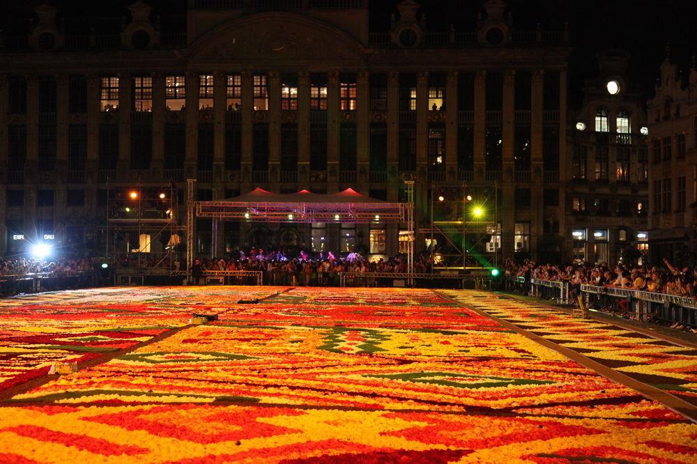 Residence-Hotel Le Quinze Grand Place Bruksela Zewnętrze zdjęcie
